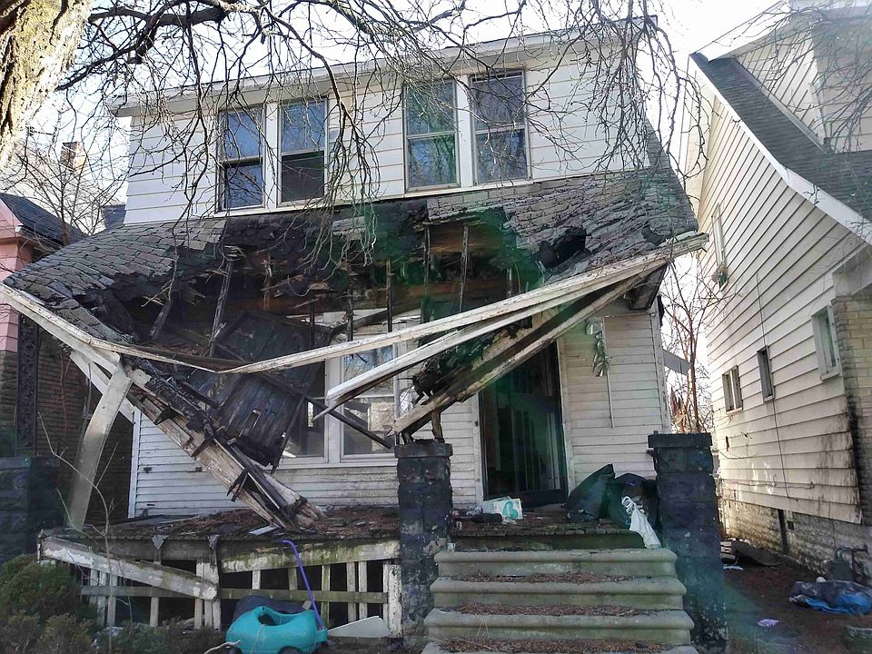 5864 Beechwood