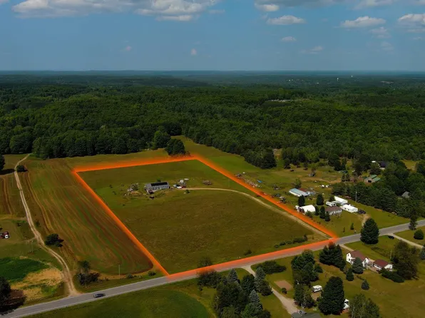 191 E Center Rd, Kingsley, MI 49649