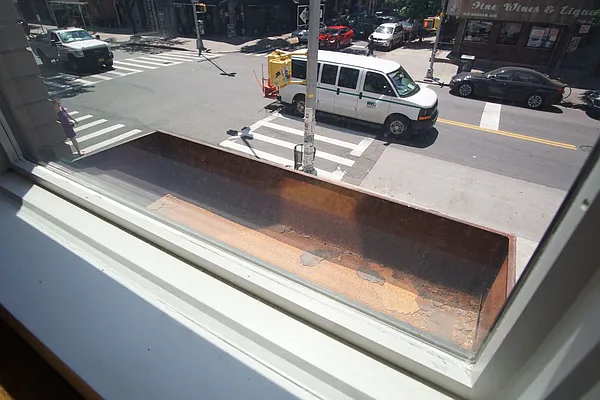 Rented by Lofts and Flats LLC | media 30