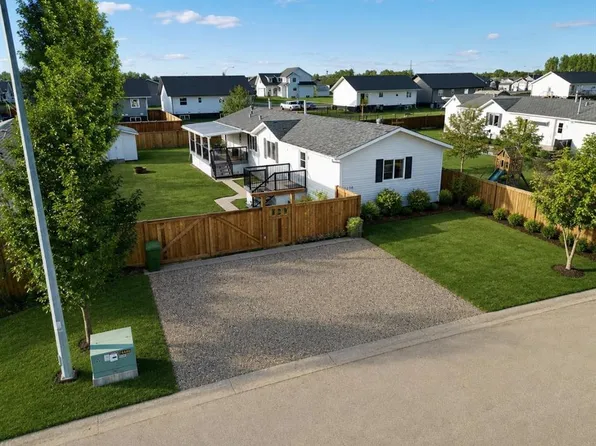 11106 S 98th Ave, Mackenzie County, AB T0H 2H0