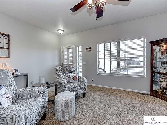 4th image of 1809 Scott Dr