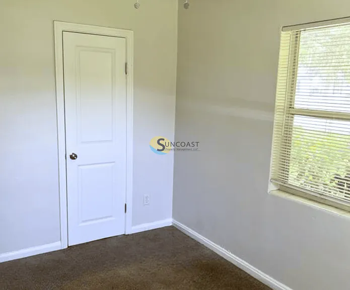 8962 Monroe Ave — Photo 11