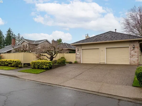 7335 SW Chapel Ct, Portland, OR 97223