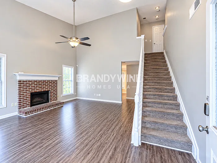 3 bed, 2.5 bath, 1752 sqft, $1,935 — Photo 4