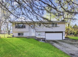 2119 Sunset Dr, Freeport, IL 61032