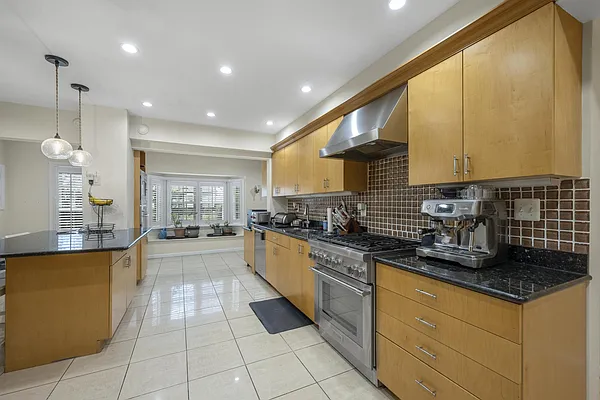 Sold by Revived Residential | media 12