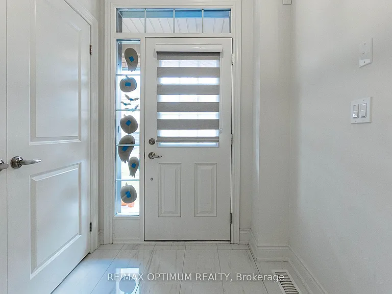 19 Banner Elk St — Photo 2