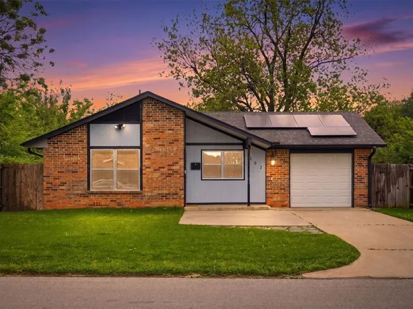 707 W 7th St, Shawnee, OK 74801