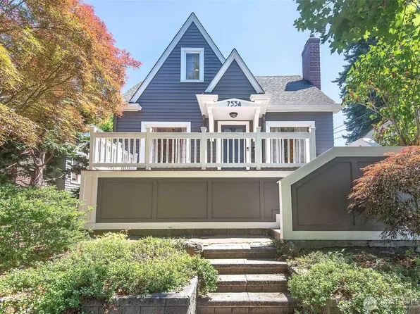 7534 Brooklyn Avenue NE, Seattle, WA 98115