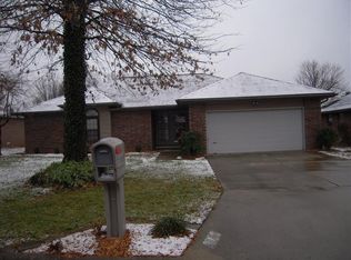 1036 W Maplewood St, Springfield, MO 65807