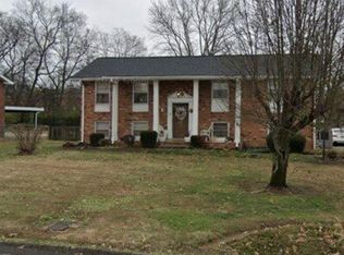 3133 Oak Ridge Dr, Nashville, TN 37207