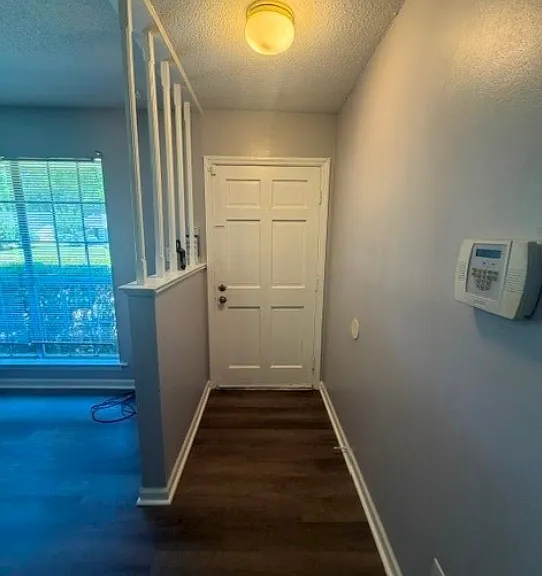 217 Townsend Dr — Photo 5