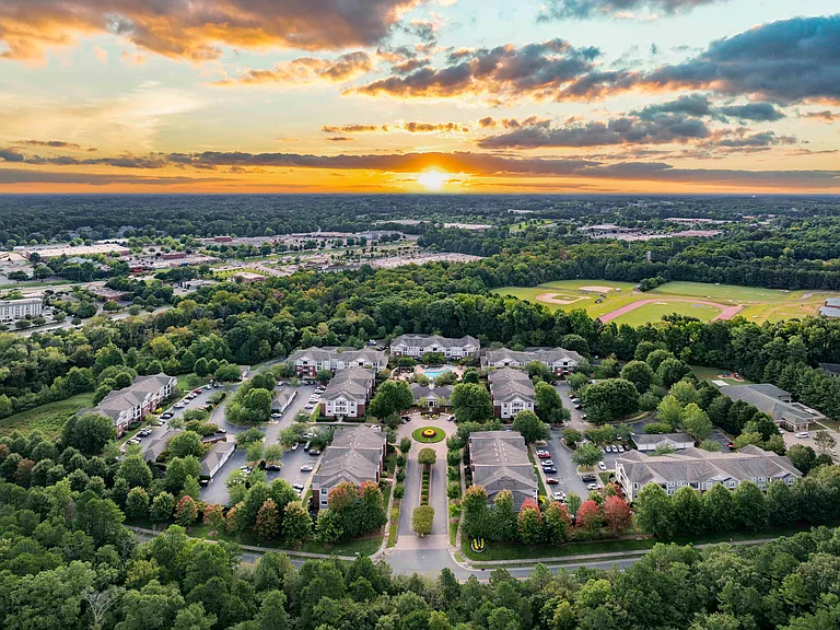 MAA Matthews Commons — Photo 13