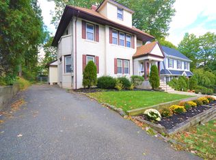 11 Ridgeview Ave, West Orange, NJ 07052