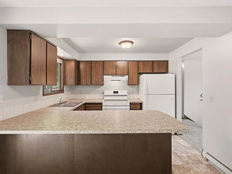 2705 N Robie Ct — Photo 11