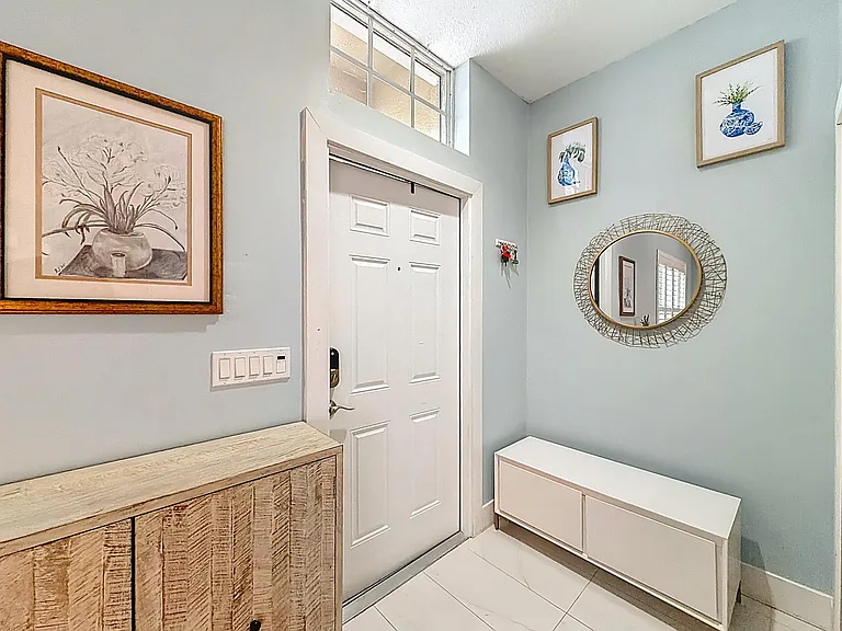 1143 Canoe Point — Photo 7