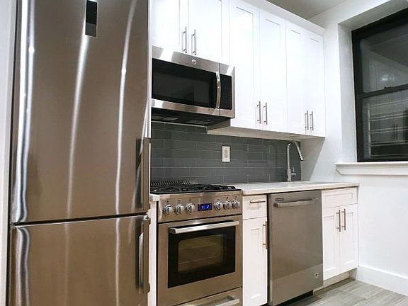 2nd image of 2067 7th Ave APT 5A