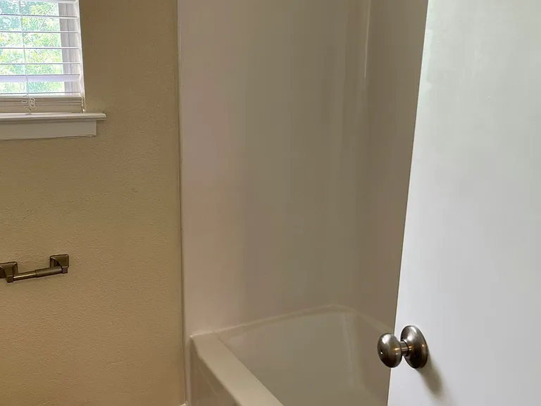 817 Betsy Ross Dr #A — Photo 14