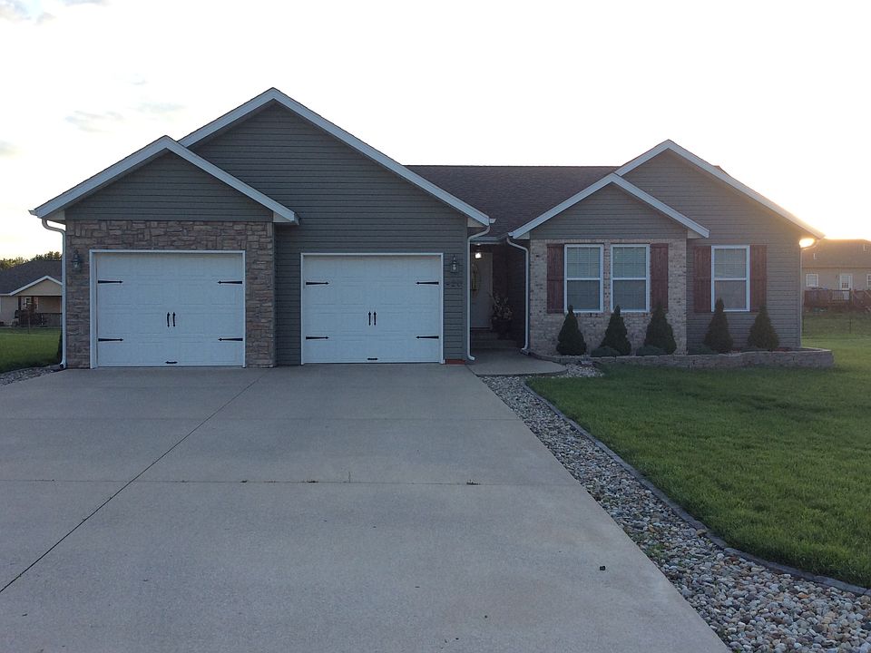 1st image of 420 Oak Meadow Dr
