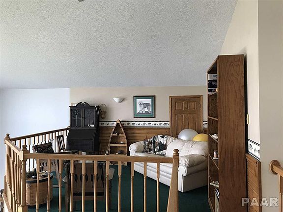 5th image of 397 Knollridge Cir