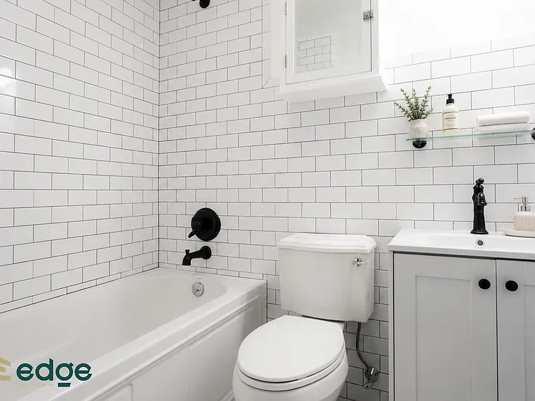 271 Metropolitan Ave #2B — Photo 5