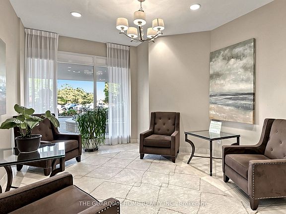 5th image of 10 Dean Park Rd #518