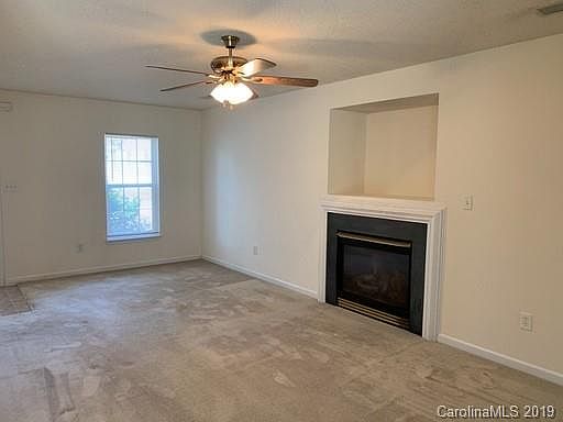 3rd image of 8020 Weeping Fig Ln