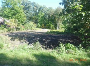 51680 Juniper Rd, South Bend, IN 46637