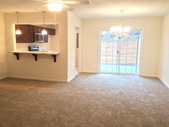 4th image of 6608 Village Green Dr