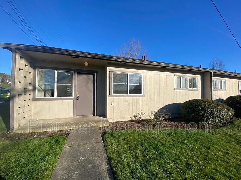 1st image of 773 NE Alameda Ave