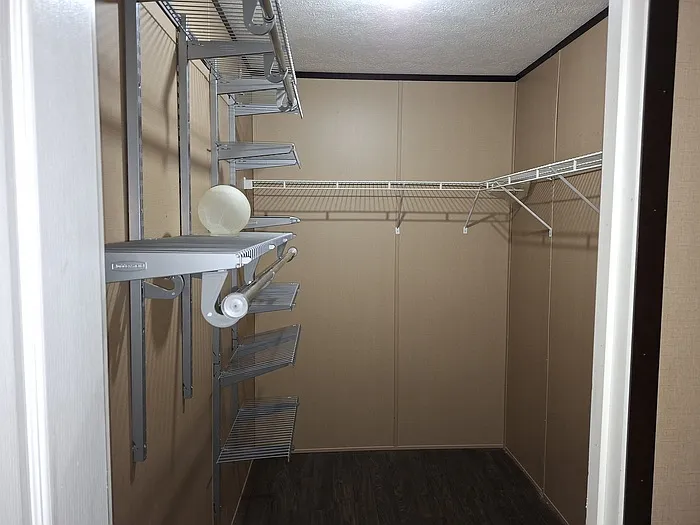 3 bed, 2.0 bath, $1,300 — Photo 2
