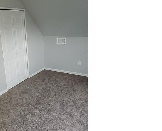 5th image of 55 Pebble Ln