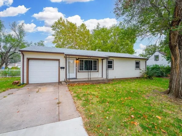 1407 N Park St, Wellington, KS 67152