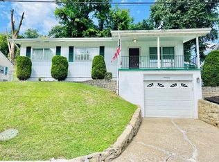 19 S Queens Ct, Huntington, WV 25705