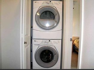 615 NW Lost Springs Ter UNIT 302, Portland, OR