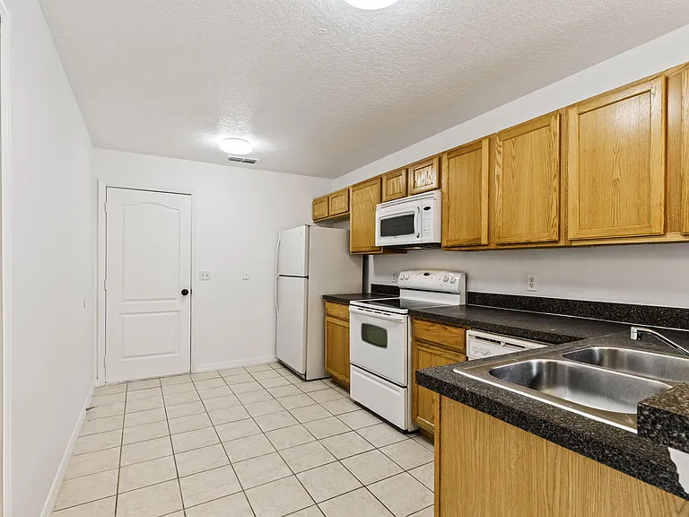 108 Sundown Ct — Photo 39