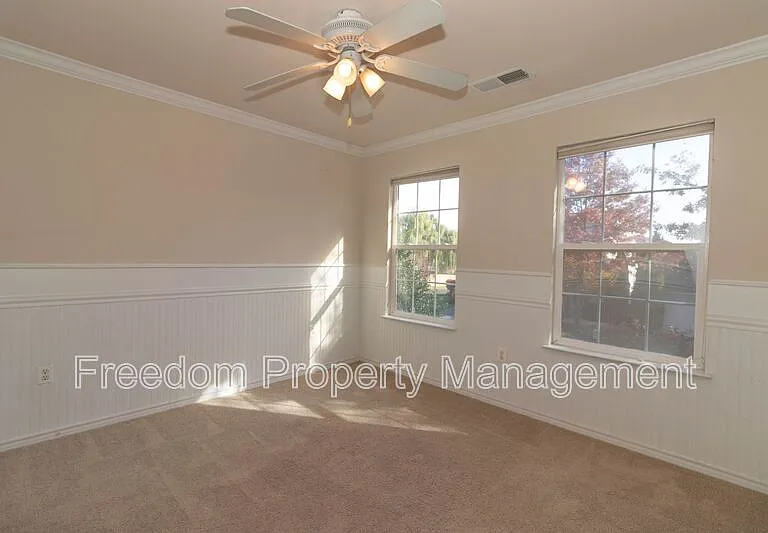 6758 Sutton Oaks Way — Photo 21