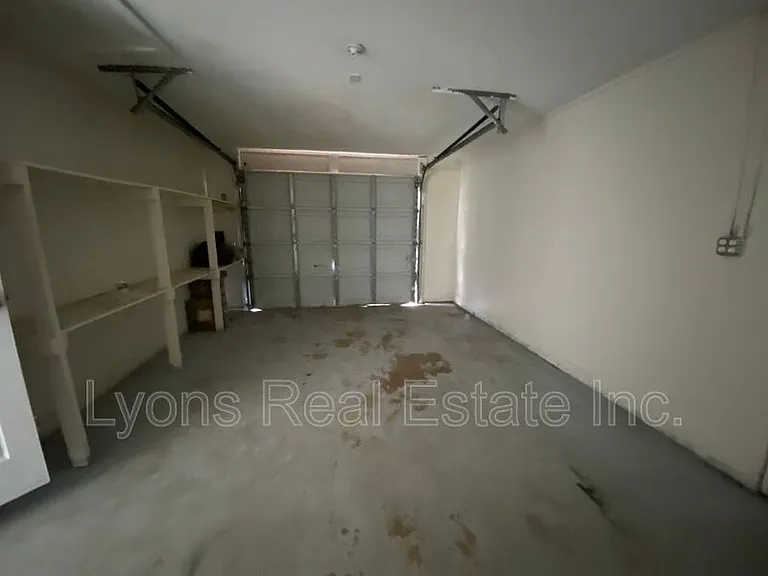 11310 Linda Loma Dr — Photo 14