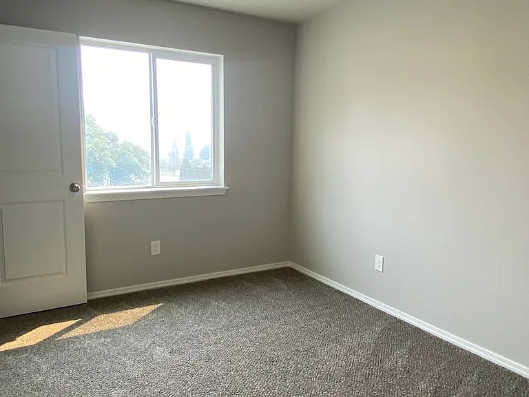 51 Phoebe Ln — Photo 15