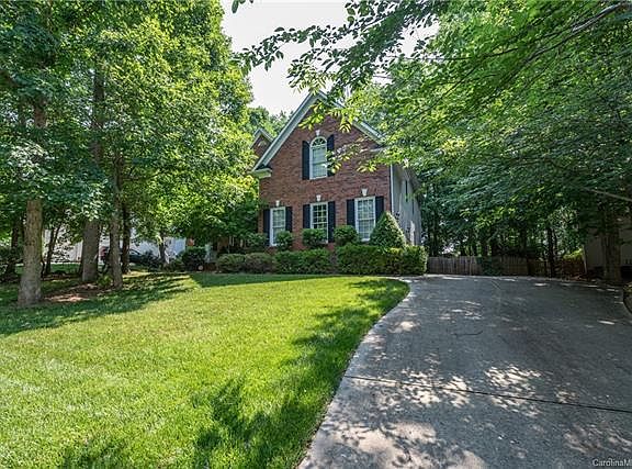 4th image of 5508 Silver Creek Dr
