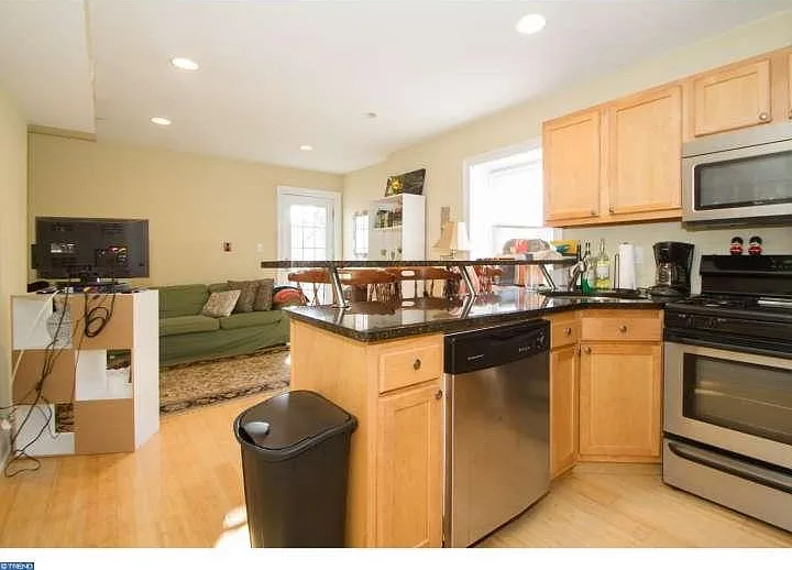 2 bed, $1,850 — Photo 2