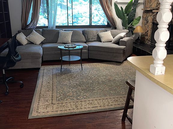 5th image of 12431 Landmark St APT 4