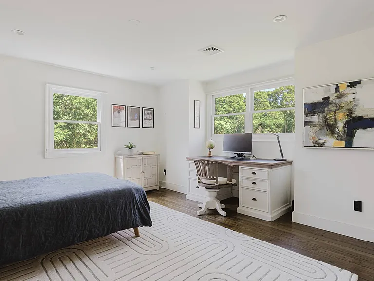 7 Quantuck Bay Ln — Photo 13