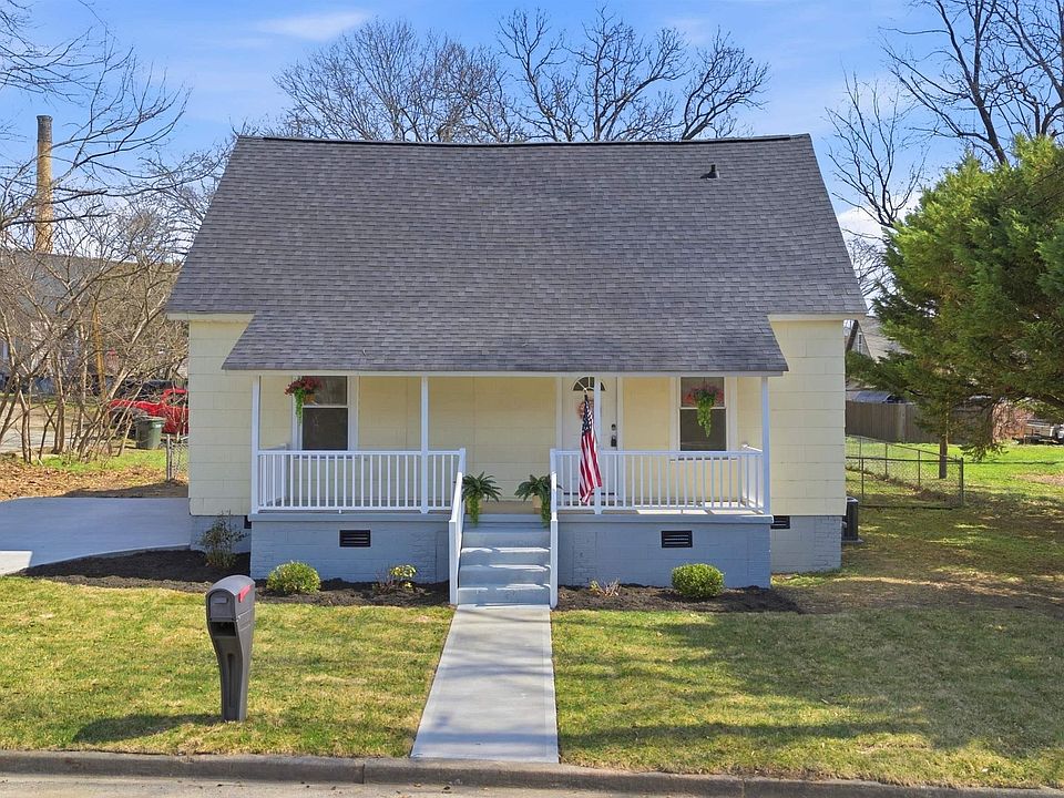 1st image of 10 Bobo St