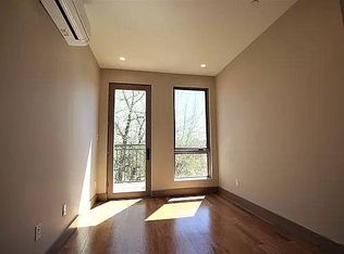 182 Stanhope St #4, Brooklyn, NY 11237