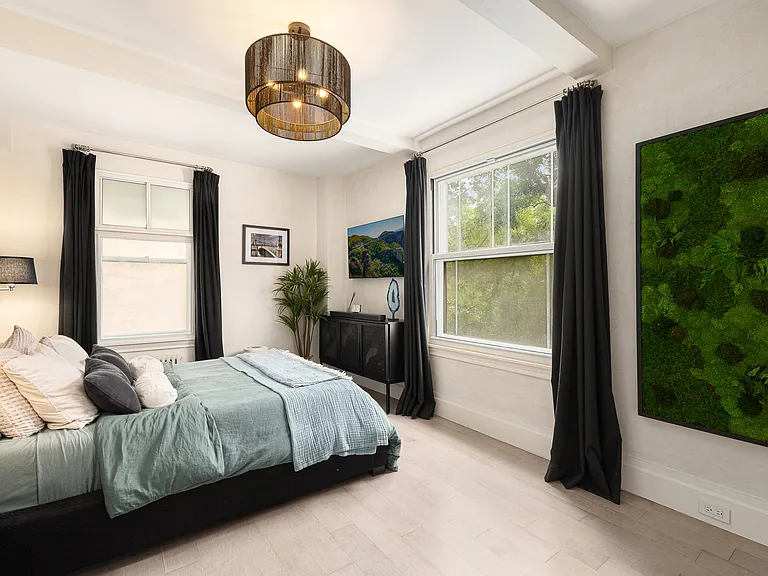 136 Waverly Pl #4D — Photo 7
