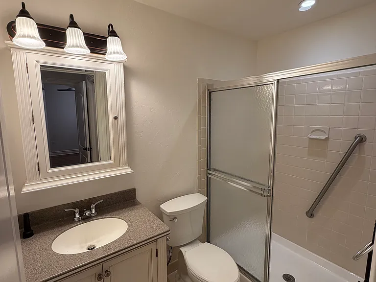 169 Devon Ct — Photo 5