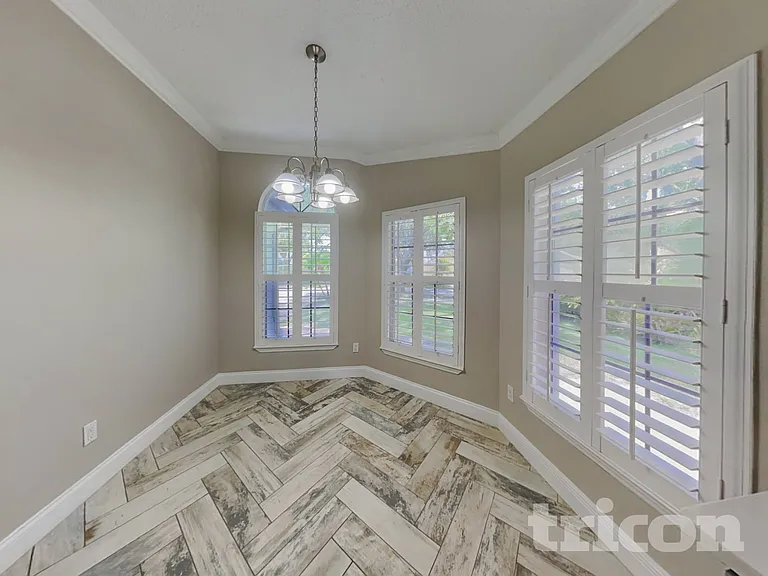 10630 Satinwood Cir — Photo 5
