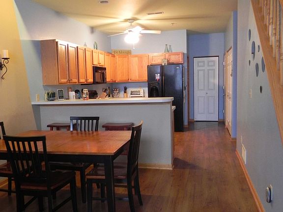 Dining/Kitchen