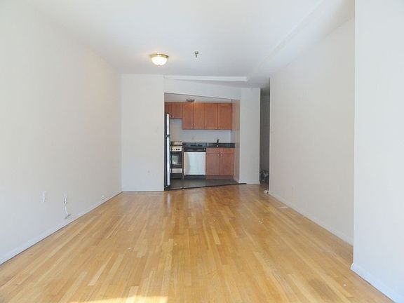 5th image of 341 W 11th St APT 2C